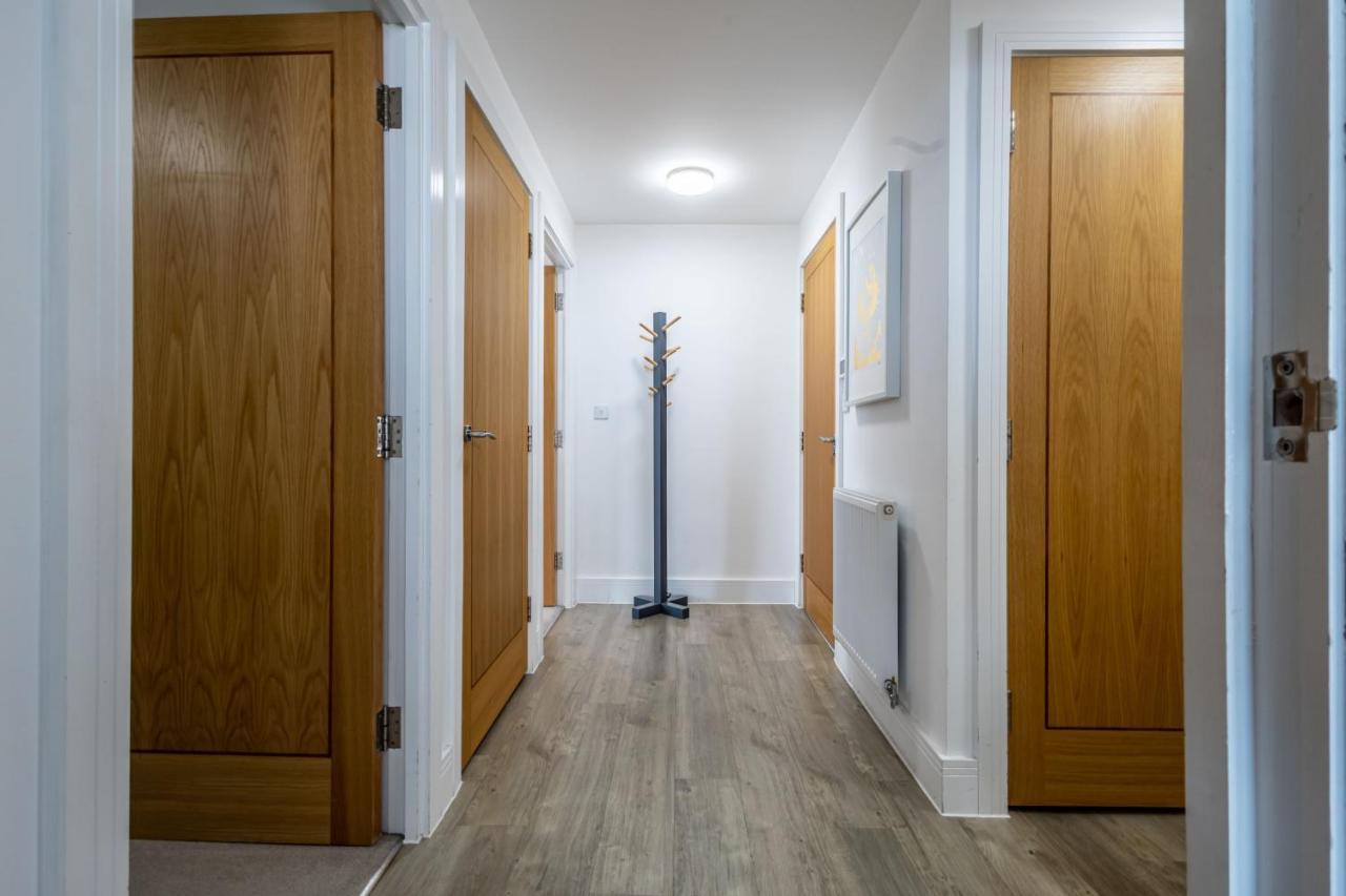 Seaview West Coast - Exceptional - 2 Bedrooms Sleeps 5 -Stunning Sea Views - 500 Metres To Beach Bournemouth Exterior foto